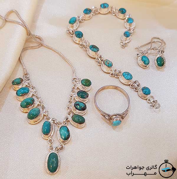 تفاوت سنگ فیروزه کرمان و فیروزه نیشابور